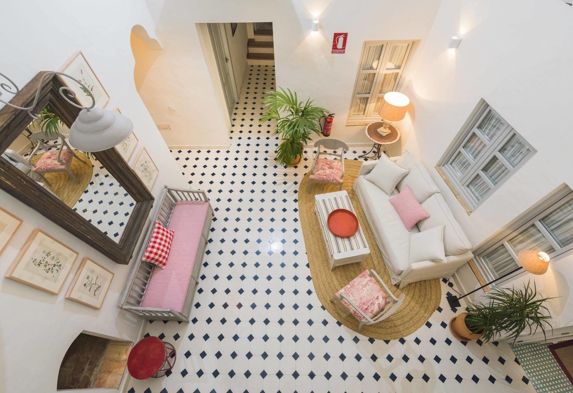 Casa Shelly Hospederia Otel Vejer de la Frontera Dış mekan fotoğraf